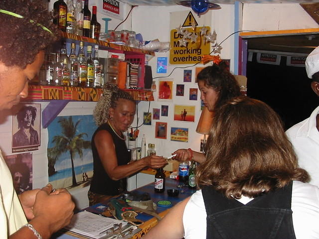 Diane EZ's great bartender, always a great smile & wonderful service.