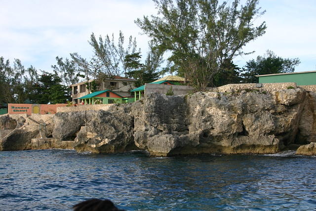 Banana Shout resort