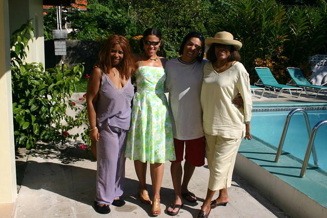 Linda,Gretchen,Gregg & Grace