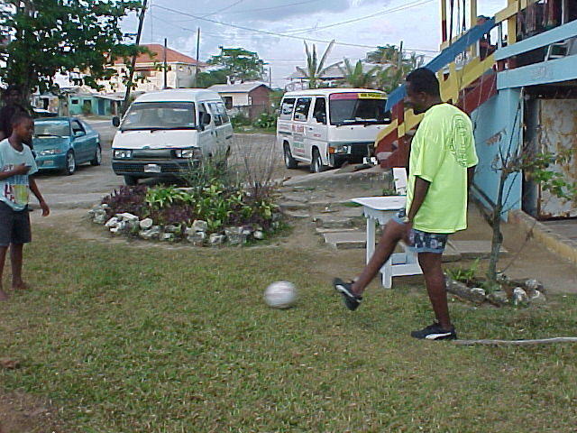 Mi Yard, Sat. Feb. 25th, 2006