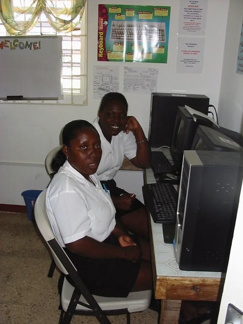 Cavia & Nicola in the computer room