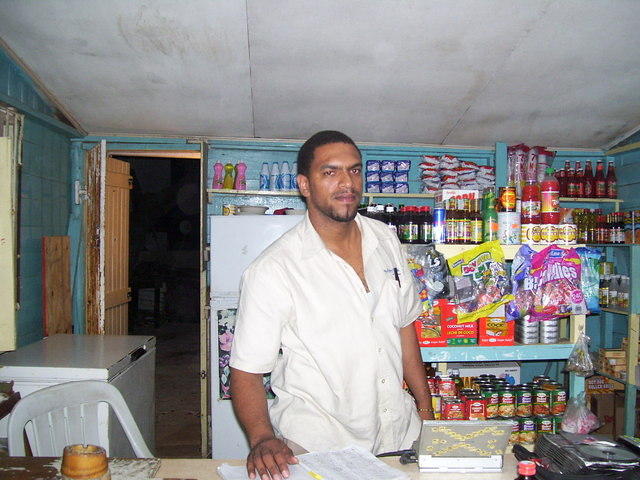 Pat's Grocery