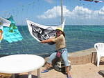 We had somne strong winds coming in from the hills that day which wanted to take Geraldine & her art into the sea