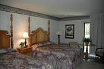 Queen Room 2